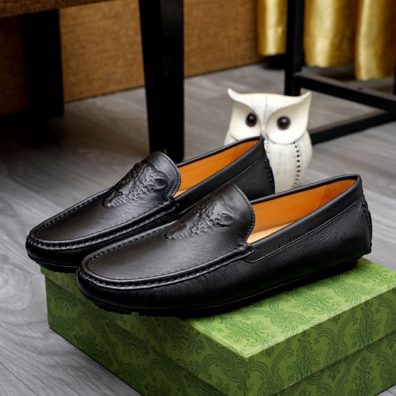 G*u*i leather shoes